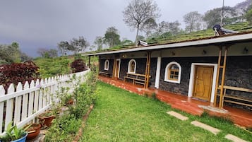 Klassieke villa, balkon, uitzicht op heuvels | Exterieur