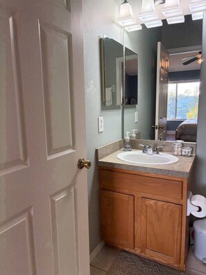 Hair dryer - Seven Shores Townhome in Bradenton Minutes to AMI (Bradenton)
