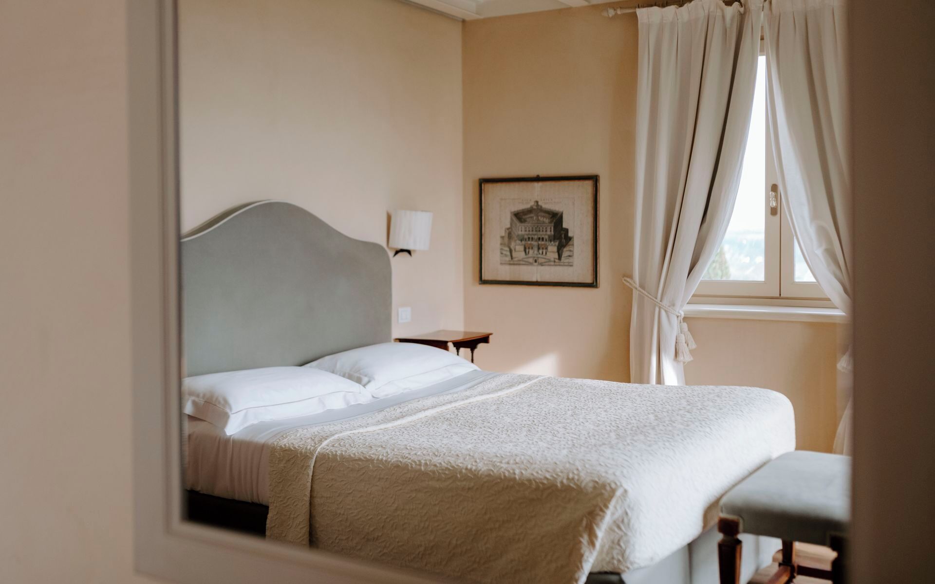 Suíte, vista para o jardim