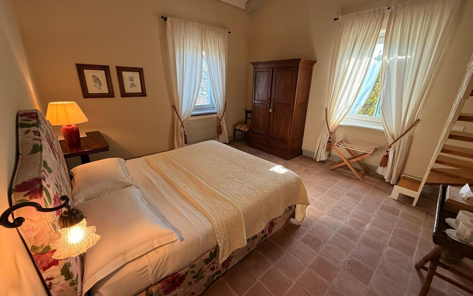 Suíte júnior, vista para o jardim