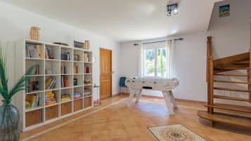 Game room