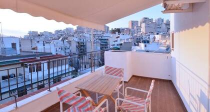 Amazing view. Minimal retire at Kypseli