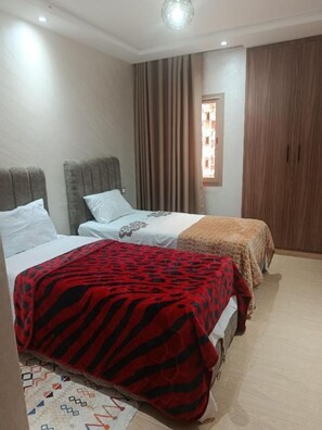1 bedroom, WiFi, bed sheets - Jnan Narjiss | Double Twin Room 2 (Marrakech)
