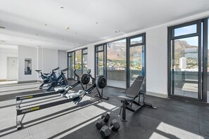 Fitness facility - Four Seasons 1002 - Studio Apartment, Sleeps 2 (Cape Town)