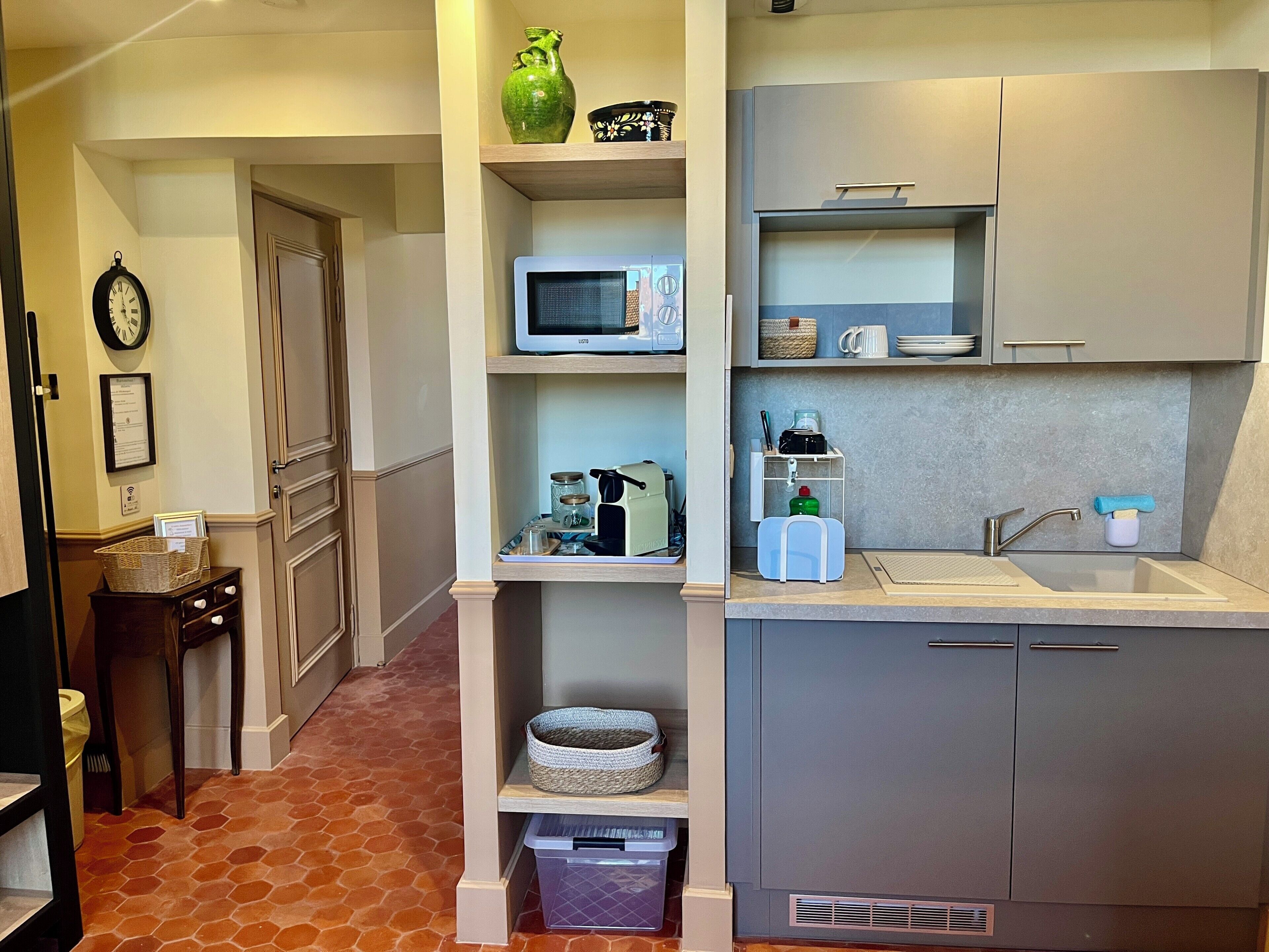 Fridge, microwave, coffee/tea maker