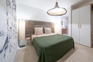 Room - Villa with Spa and Private Canal Access (La Teste-de-Buch)