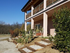 Exterior detail - Wohnung 'Lina' mit Gemeinschaftspool by Interhome (Gavardo)