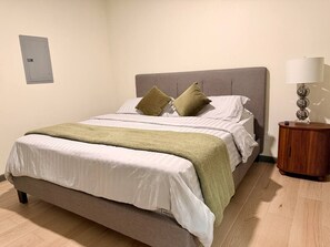 Iron/ironing board, travel cot, WiFi, bed sheets