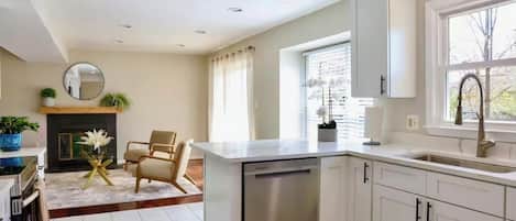 Microwave, oven, stovetop, dishwasher