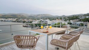 Appartement, cuisine, vue mer | Restauration extérieure