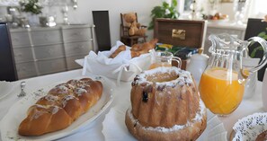 Desayuno (con cargo) 
