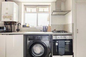 Apartment, 2 Bedrooms, Balcony | Private kitchen - Central Wimbledon Stay, Free Parking & Fast Wifi, Long Stays Welcome & More! (London)