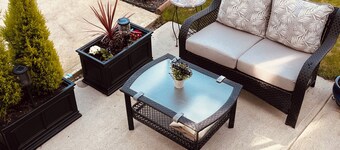 Relax at Green Jade where you will feel at home near lakes and hiking trails