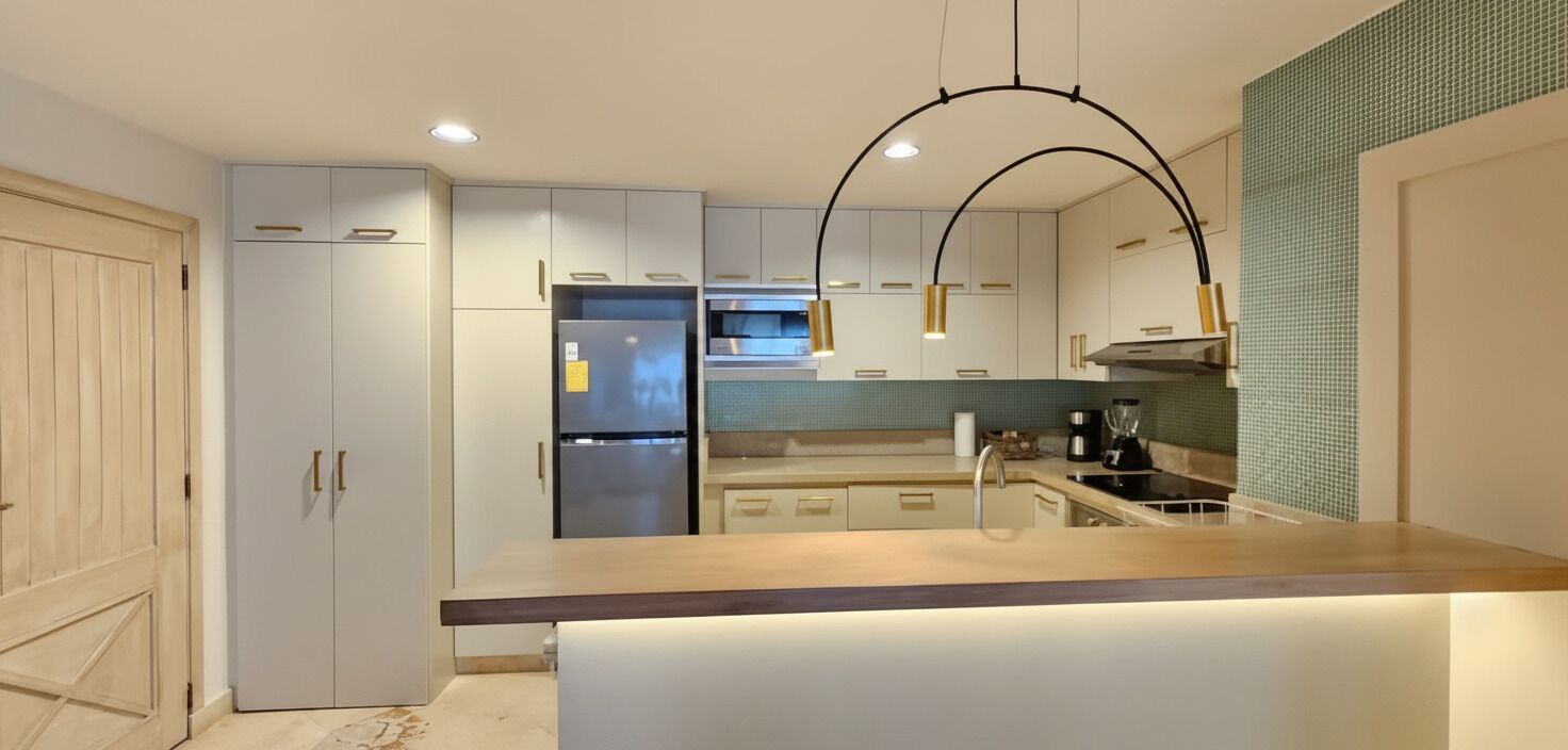 Apartamento de lujo, 2 habitaciones, vistas al jardín | Cocina privada | Licuadora, plancha y artículos de limpieza