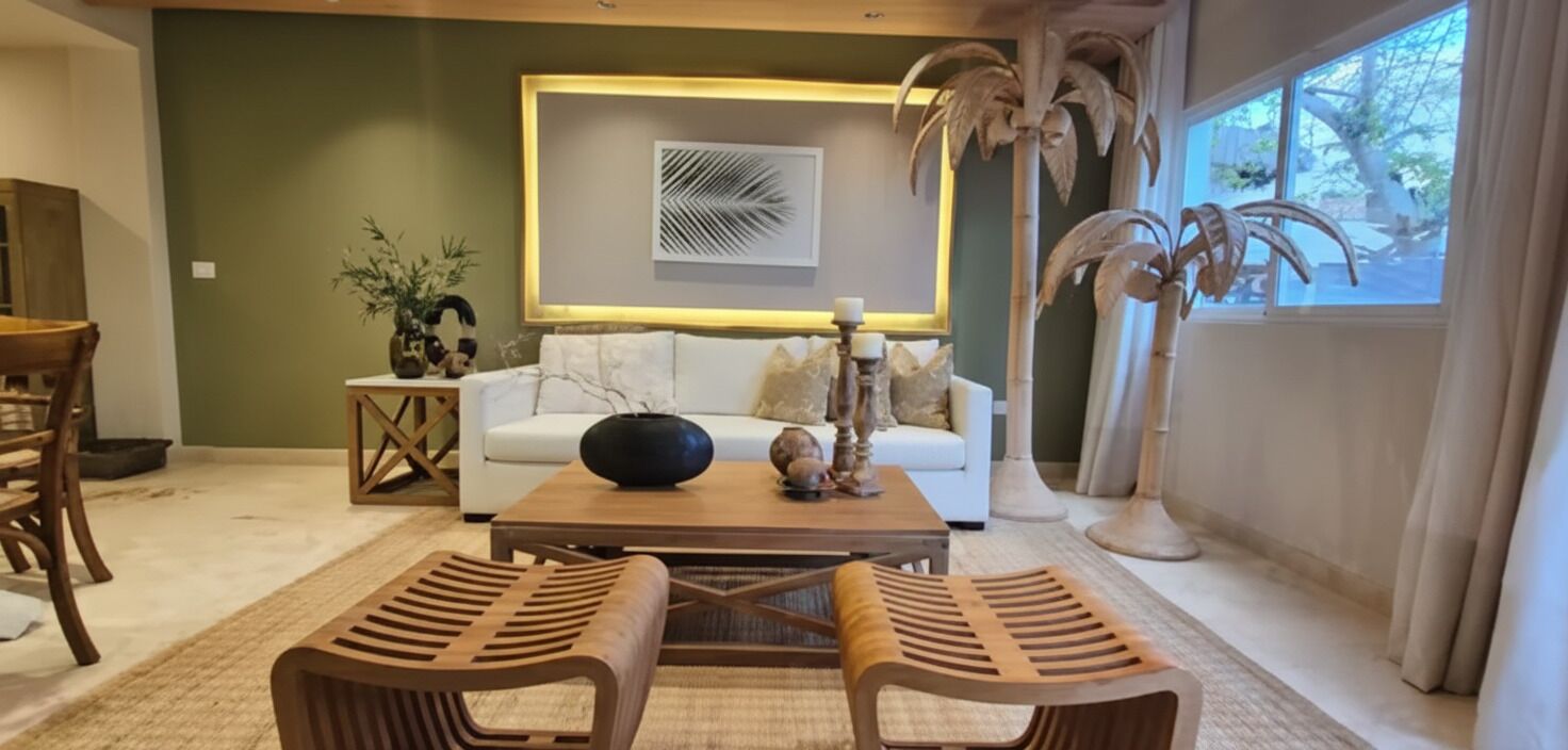 Deluxe Apartment, 2 Bedrooms, Courtyard View | Living area