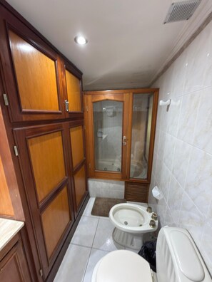 Phòng đơn Tiêu chuẩn | Phòng tắm