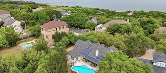 Lighthouse at Lake Travis | Luxury 5BR | Pool