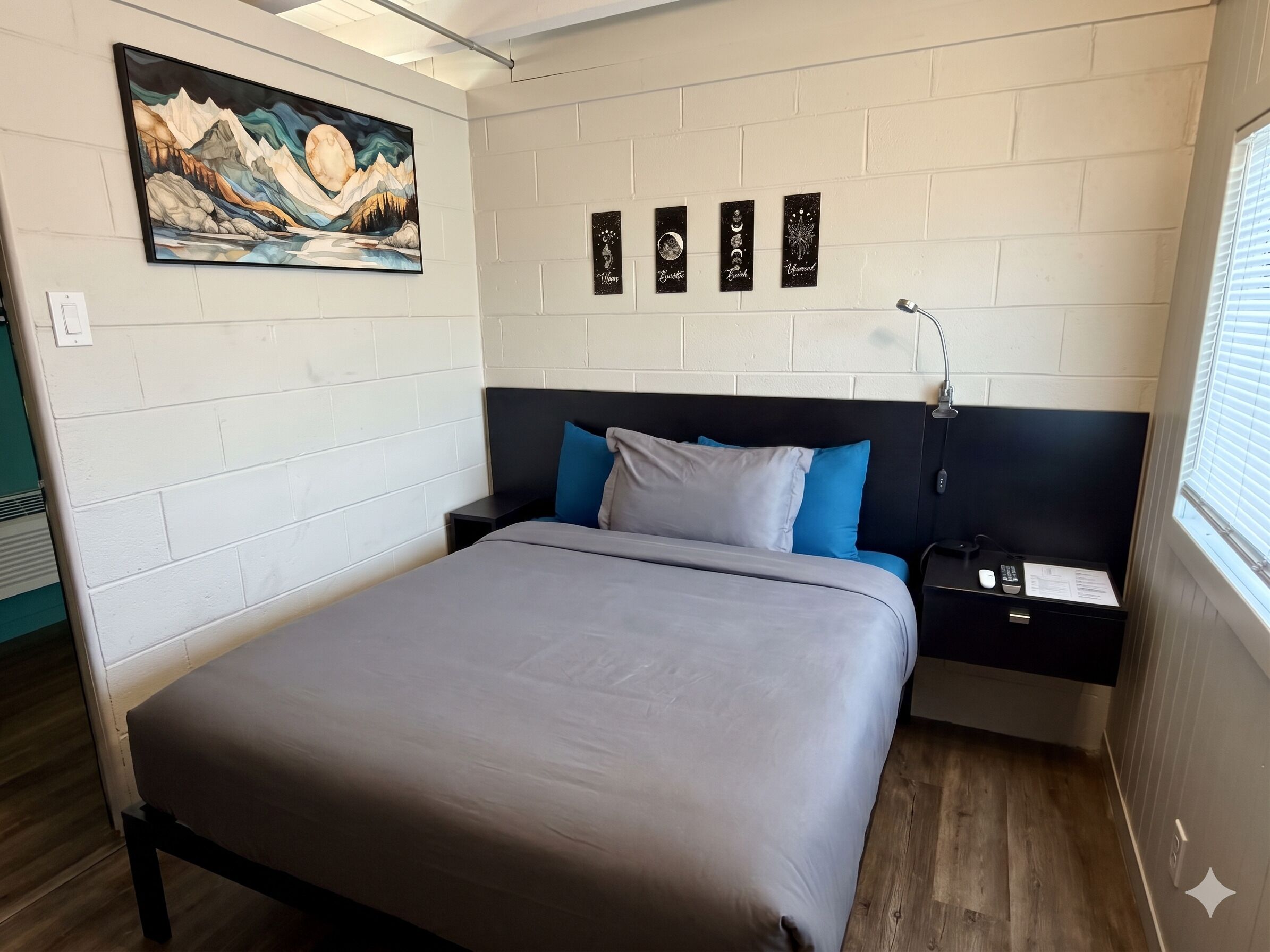 Panoramic Studio | Free WiFi, bed sheets