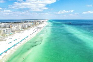 On the beach - 216 | Free Beach Svc + Beach Towels +Luxe Interior (Fort Walton Beach)