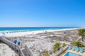 On the beach - Sola Azul | Gulf-Front Luxe + Beach Service (Fort Walton Beach)