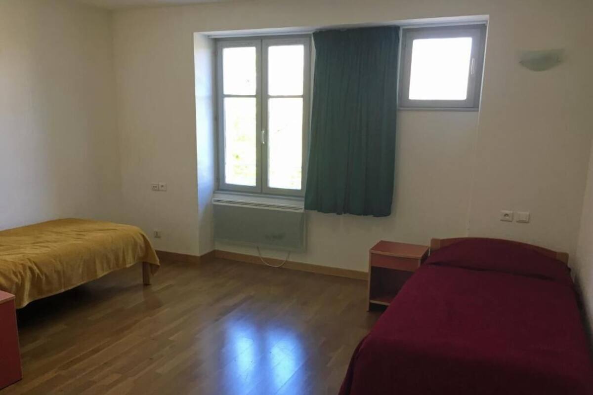 Kahden hengen classic-huone, 2 yhden hengen sänkyä, esteetön liikuntarajoitteisille, vuoristonäköala