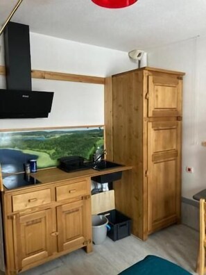 클래식 아파트, 침실 1개, 이동 약자 지원, 마당 전망 | 내부