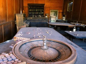 Bar (on property) - Alpine Escape, Cool Pool-Spa, Lakes & Trails Galore, Near Fine Dining / Bars (Mammoth Lakes)