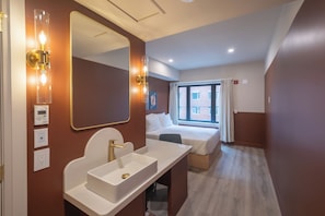 Chambre Double Standard | Coffres-forts dans les chambres, bureau