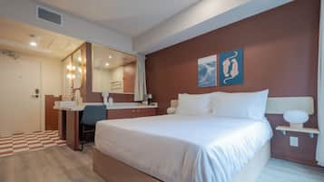 Standard Double Room | In-room safe, desk, laptop workspace, blackout curtains