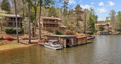 Come Relax @ The Hideaway Lakehouse - Walnut Creek, Lake Mitchell, Clanton - AL