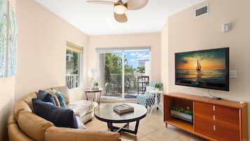 Condo (2 Bedrooms) | Property amenity