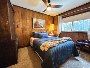 4 bedrooms, WiFi, bed sheets