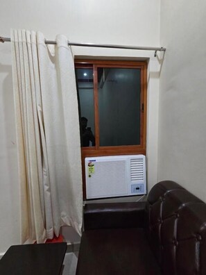 Chambre Double Deluxe, balcon, vue ville | Intérieur