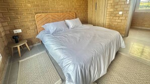 Villa, 3 Bedrooms, Private Pool, Lake View