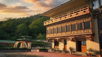 Reka bentuk bangunan