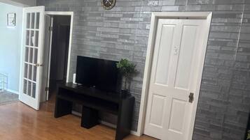 Bungalow, 3 Bedrooms, Smoking | Interior