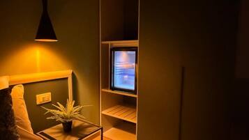 Deluxe Double or Twin Room | Interior