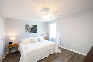 Room - Peaceful 2-bedroom, 2-bath condo with Pool near the outlets and Boardwalk (Rehoboth Beach)