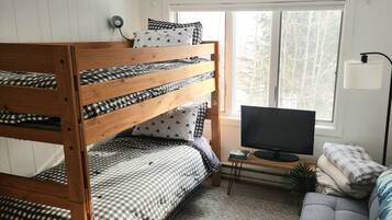 2 chambres, fer et planche Ă repasser, Wi-Fi, draps fournis