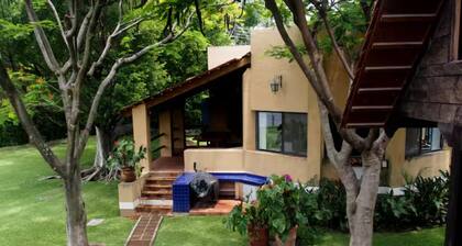 Villa residencial cerca de Cuernavaca 8 a 23 personas