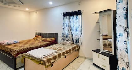 Radheshyam homestay