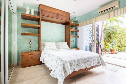 Room-tranquil Poolside Retreat in Playa