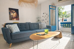 Living room - Dar Nino Cozy 2 Bedroom Apartment in La Marsa Plage (La Marsa)