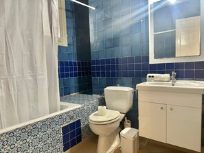 Apartment, 2 Bedrooms | Bathroom - Dar Nino Cozy 2 Bedroom Apartment in La Marsa Plage (La Marsa)