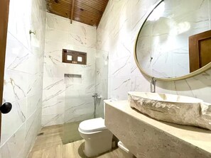 Savon, papier toilette