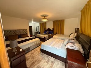 4 quartos, ferros/tábuas de passar roupa, Wi-Fi, roupa de cama