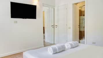1 bedroom, internet, bed sheets