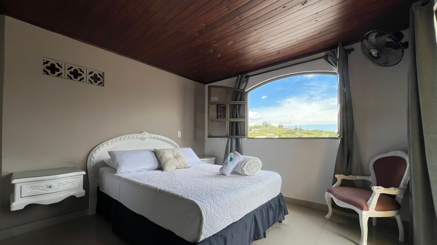 Hotel Suite Santa Rosa