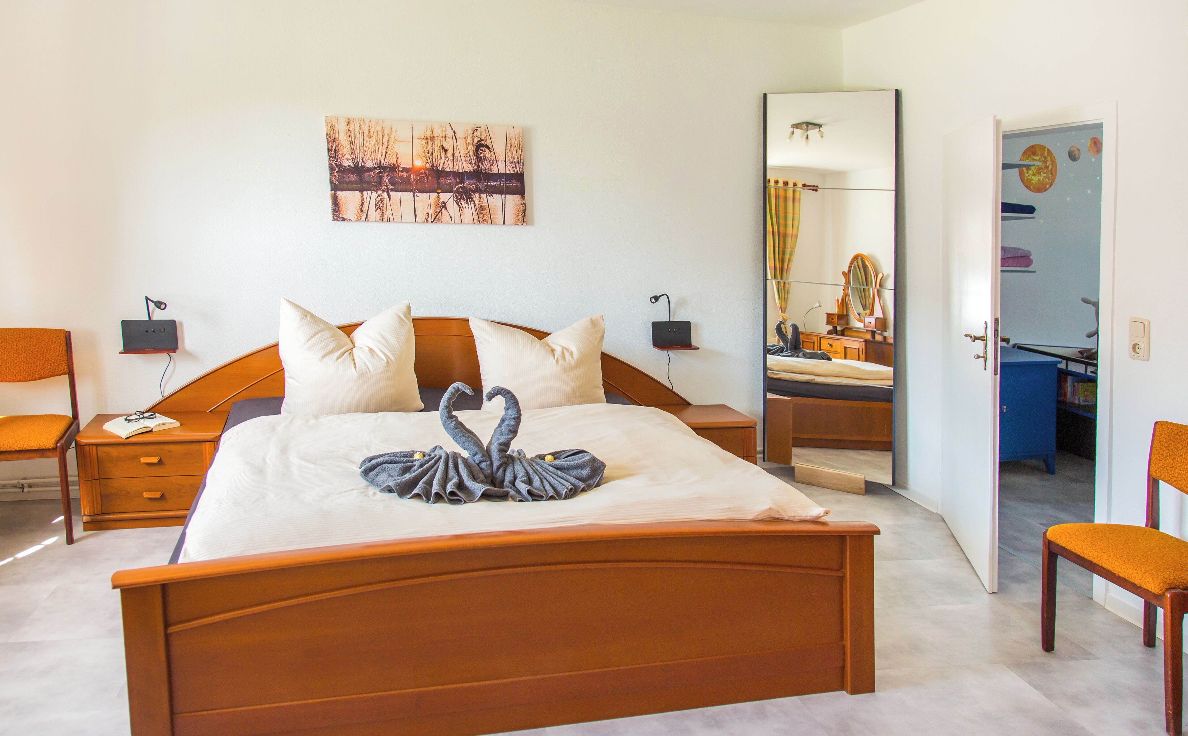 2 chambres, fer et planche à repasser, lit parapluie, Wi-Fi gratuit