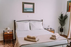 1 bedroom, free WiFi, bed sheets - 'Stoa Apartment' at Rethymno center (Rethymno)